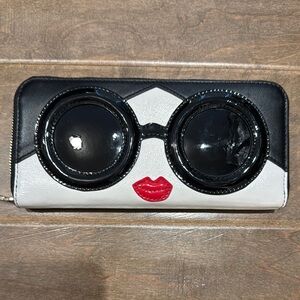 Alice + Olivia Stace Face Wallet